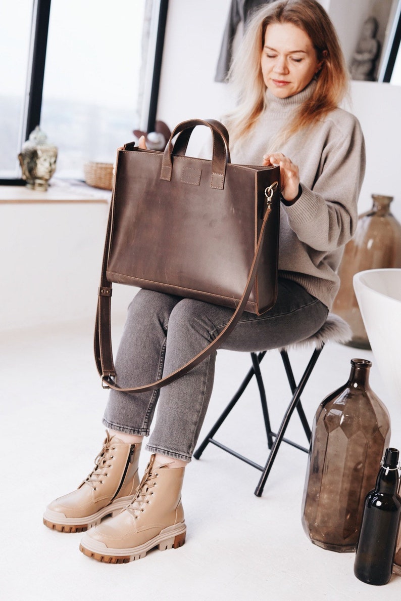 Leather Tote bag aesthetic, Leather laptop bag, Leather bag Women, Messenger bag, Women Personalized bag, Laptop tote bag with zipper