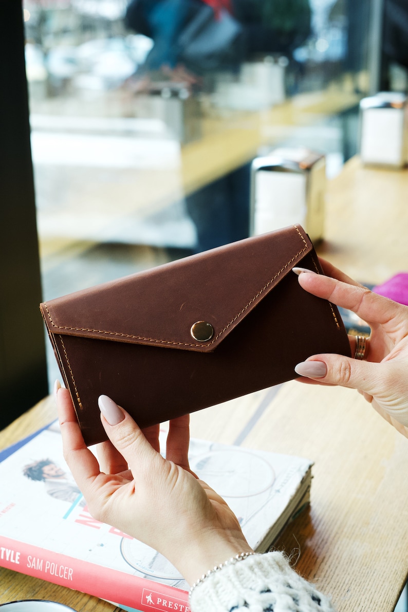 Green leather wallet, handmade leather pocketbook, green leather purse, womens emerald green wallet, credit card purse Button Wallet Light Brown