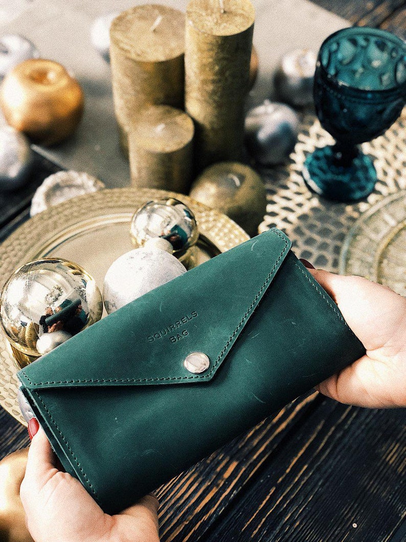 Green leather wallet, Handmade leather pocketbook Green leather purse Womens emerald green wallet Credit card purse Button Wallet