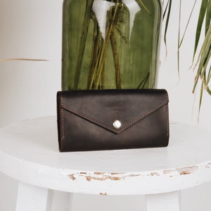 Leather wallet women, Personalized wallet, slim wallet, Custom wallet, engraved wallet, minimalist wallet, phone wallet, womens wallet Brown