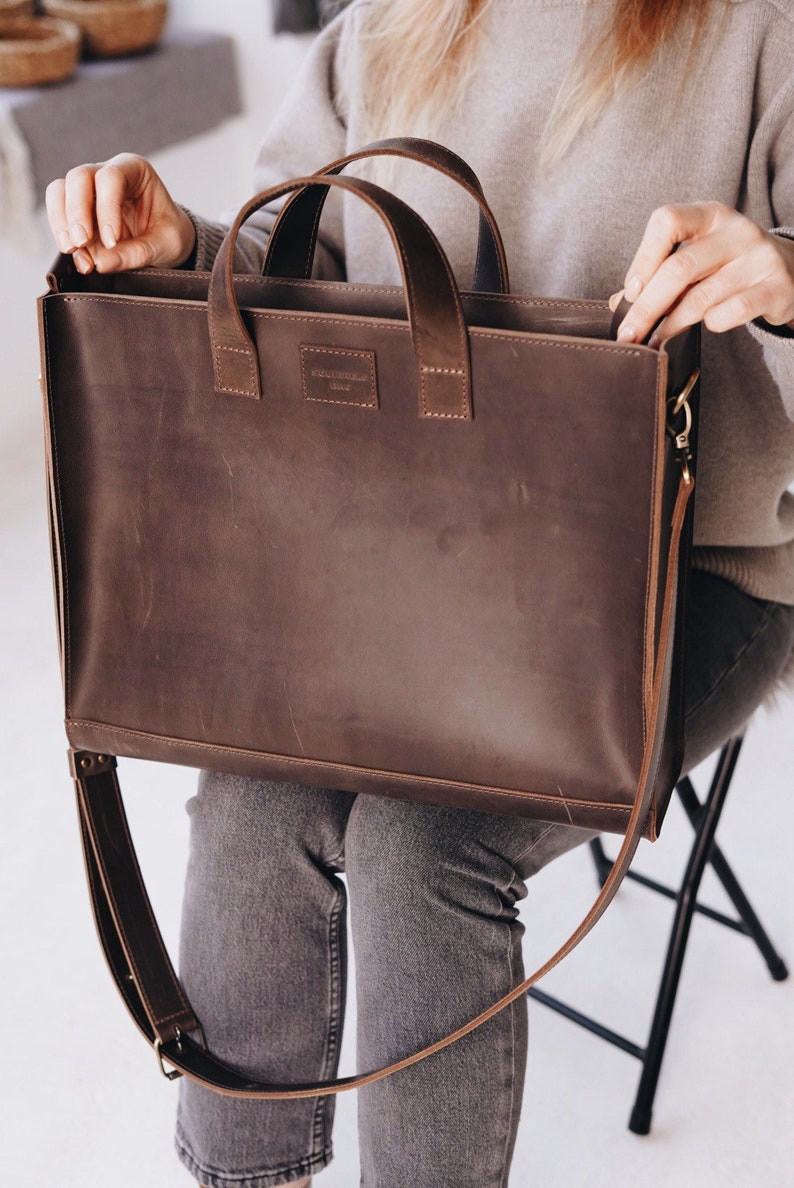 Brown Leather Bag, Messenger bag, Cute Tote bag, Laptop bag, Leather shoulder bag, Computer bag, Personnalisable Leather bag