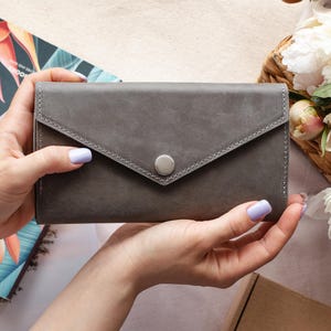 handmade leather wallet, faux leather, minimalist leather wallet, trifold leather wallet, bifold leather wallet, long leather wallet