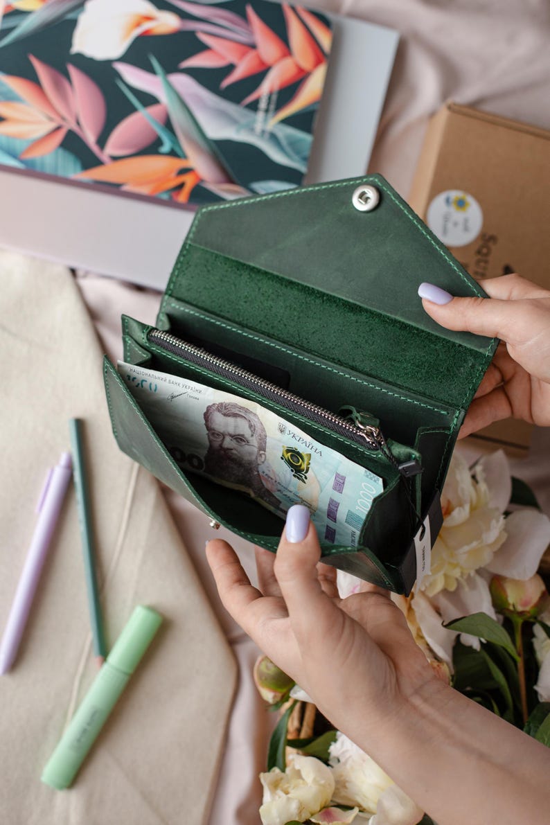Quiet Luxury Wallet, Old Money Wallet, Leather Wallet Women, Soft Leather Wallet, Italian Leather Wallet image 4