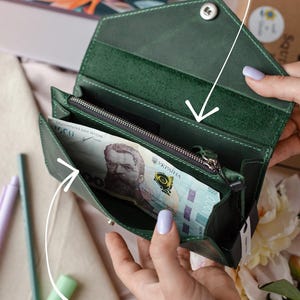 Green leather wallet, Green leather purse, Womens emerald green wallet