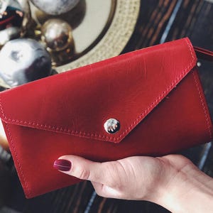 Cartera de cuero rojo para mujer, Cartera minimalista, Cartera para pasaporte, Cartera para tarjetas, Cartera larga, Cartera tipo libro, Cartera larga, Cartera bonita