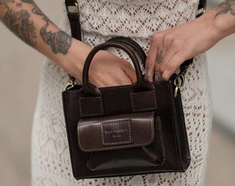 Mini bolso bandolera de piel marrón para mujer – Mini bolso de mano – Bolso de noche con asa superior hecho a mano