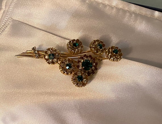 Beautiful gold and green flower brooch vintage - image 1