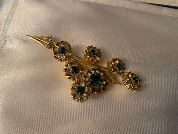 Beautiful gold and green flower brooch vintage - image 7