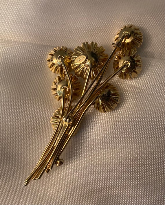 Beautiful gold and green flower brooch vintage - image 5