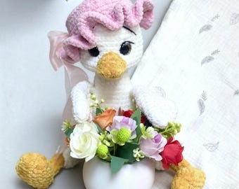 Ganso de crochê feito à mão, com touca e fita de cetim, amigurumi, decoração para quarto de bebê.