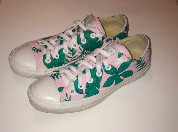 converse trainers size 4