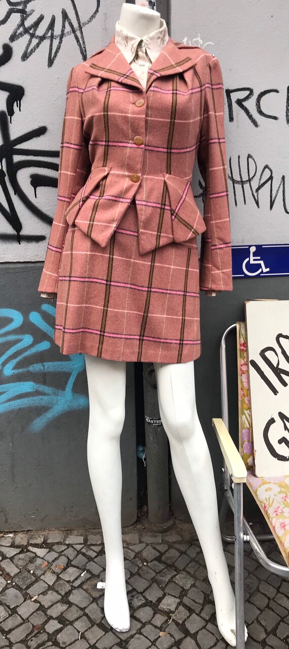 Pretty Vivienne Westwood pink check plaid skirt su
