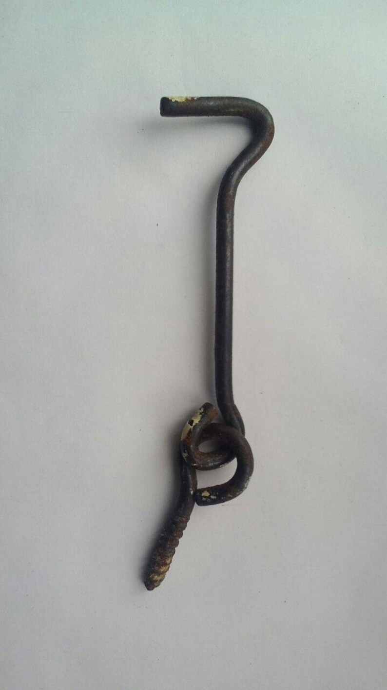 Industrial Hooks Antique Iron Door Hook Shed Door Hook Primitive Barn Door Hook Barn Gate Hooks Vintage Rustic Hooks Trophies Awards Art Collectibles Vadel Com