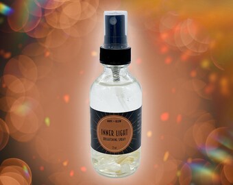 INNER LIGHT spray éclaircissant avec fleurs et essences de gemmes 2 oz // spray solaire // spray magique // spray rituel solaire