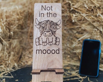 Highland Cow Wood Engraved Cell Phone Stand, Laser Engraved Phone Stand, Office Gifts, Stocking Stuffer, Cell Phone Holder