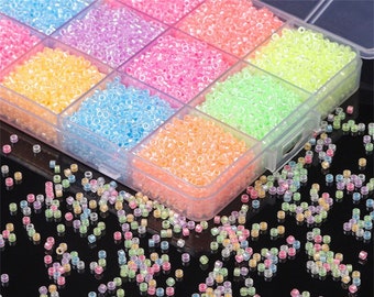 2,5 mm Glow in the Dark Seed Beads Glass - Haute qualité - Perles lumineuses changeantes de couleur - Taille du trou de 1 mm - 700 pcs - Bijoux en perles