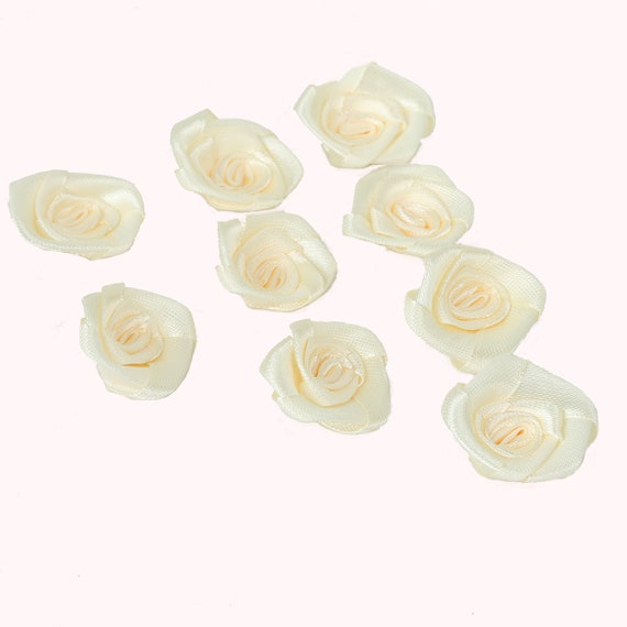 Lot De 50 Roses Artificielles En Satin - 3 Cm, Couleur Rose - Pour Décorations