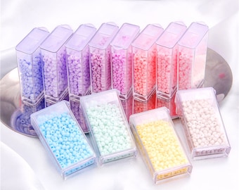 Perles de graines opaques de couleur crème mat de 3 mm dans un récipient de petite boîte 8/0 - 350 pièces - Perles de graines de haute qualité Couleurs crémeuses - Perles de graines pastel