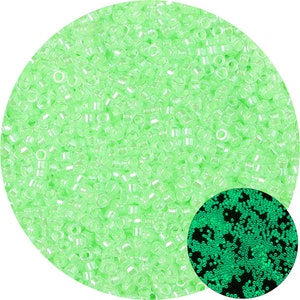 2,5 mm verde bagliore nel buio perline di vetro - alta qualità - perline verdi luminose che cambiano colore - dimensione del foro di 1 mm - 700 pezzi