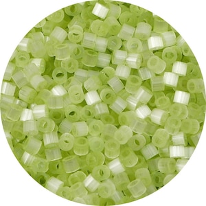 2,5 mm verde occhio di gatto perline tubo - perline tubo di vetro color caramella - perlina a forma di tubo cilindrico - occhio di gatto - dimensione foro 1 mm - 740 pezzi