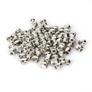 Espaciador facetado diminuto plateado CCB Beads 3mm/4mm