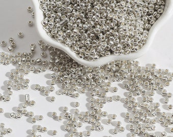 12/0 8/0 6/0 Silver Seed Beads 2mm 3mm 4mm - Silver Rocailles - Silver Metallic Seed Beads - 15 Grams per Order