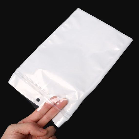 Clear plastic pouches discount