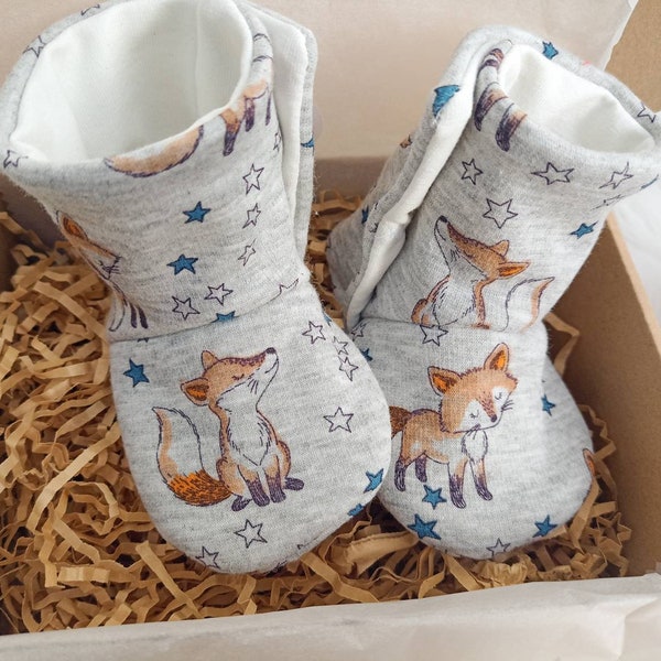 Baby ankle boots, stay on baby booties, baby winter shoes, new baby gift, crib shoes for baby boy, montessori baby slippers, fox baby shower