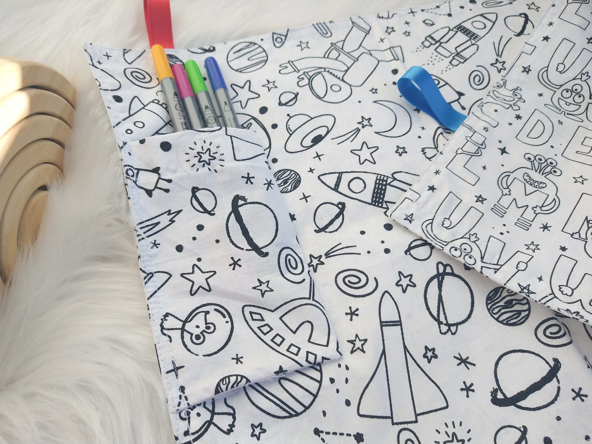 Washable Painting Mat for Kids, Montessori Placemat, Washable Colouring  Cloth, Dinosaurs Print, Unique Toddler Gifts, Coloring Tablecloth 