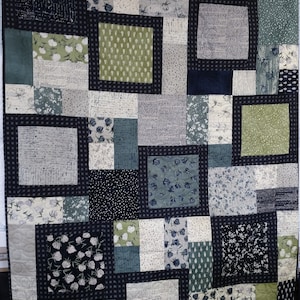 Digital PDF Quilt Pattern for "Framed", Revised instructions now include 5 Sizes, Layer Cake, Fat Quarter and Panel Friendly, Easy