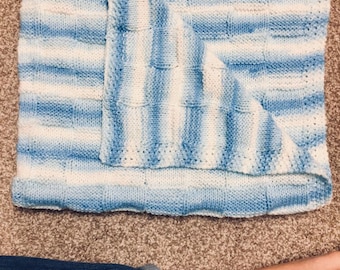 Gestrickte Baby Blau Ombre Basketweave Babydecke