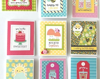 9 tarjetas de felicitación hechas a mano de Doodlebug. Variedad de temas - A2. Lote n.° C1.
