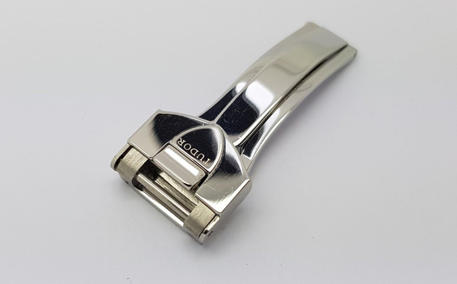 tudor deployment clasp