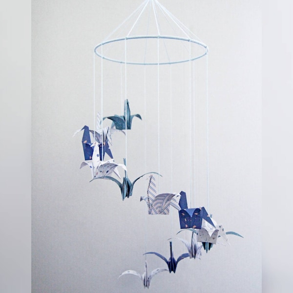 Mobile en origami 15-20-25 cm pour décoration intérieur, maison, chambre, fête, anniversaire, baptême, vitrine| Grues en cascade