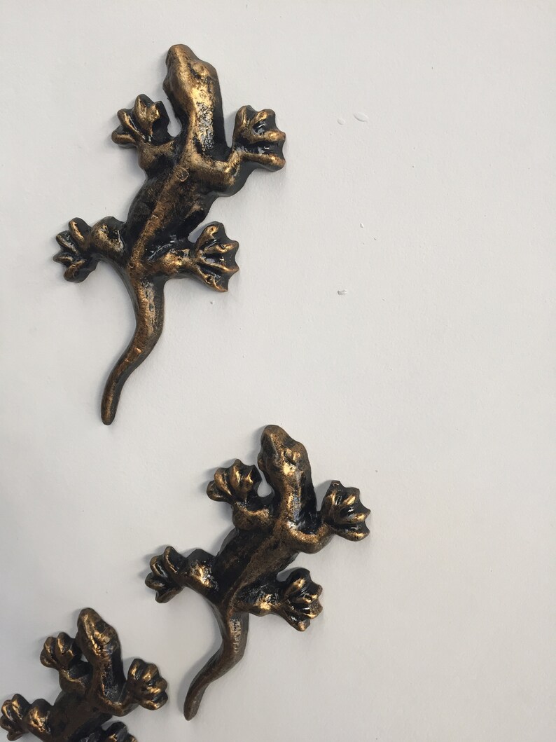Three Geckos Cast Metal Wall Decor Home Decoration 3 Lizards Set of