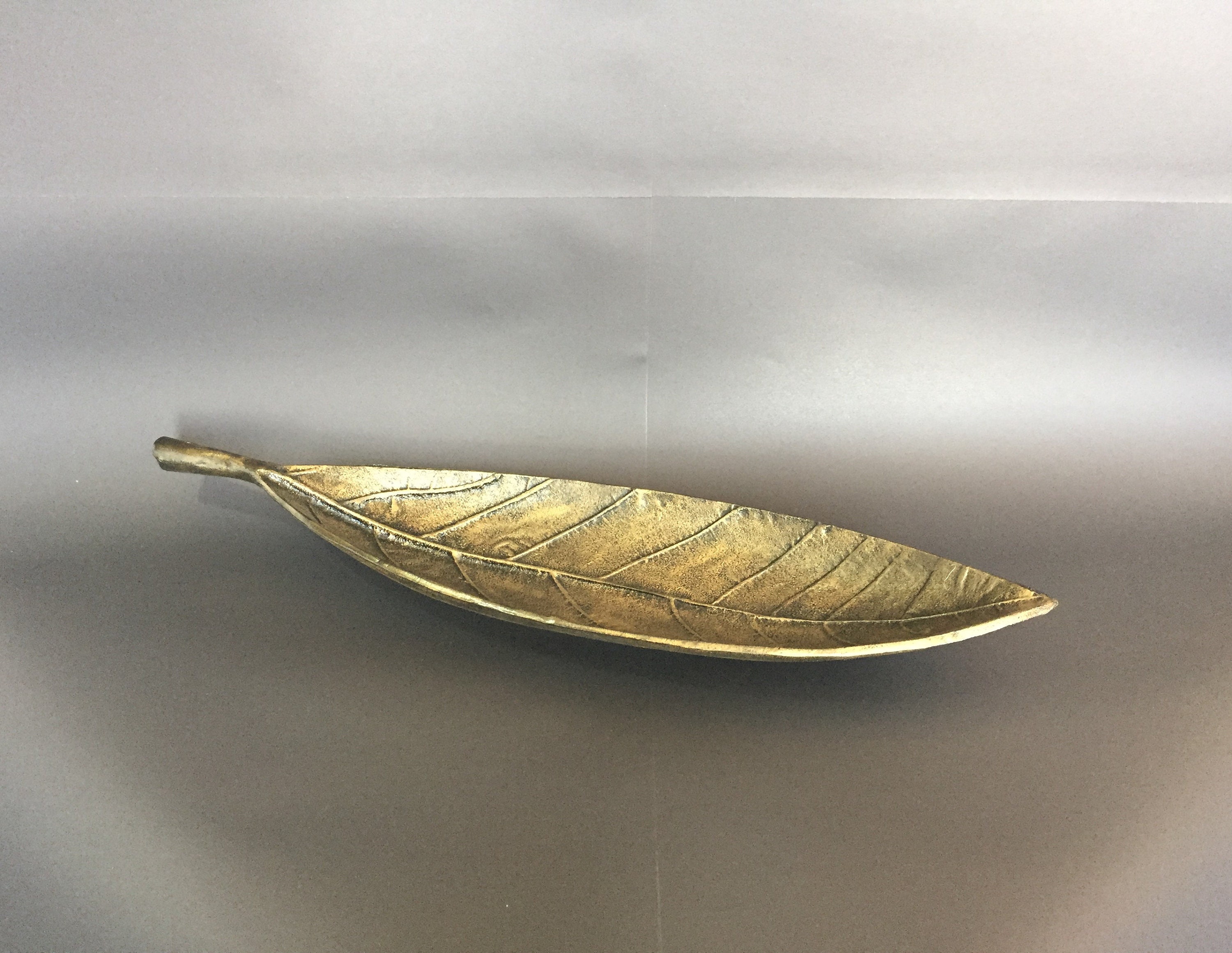 Cast Metal Leaf Table Decor Table Decoration Centrepieces