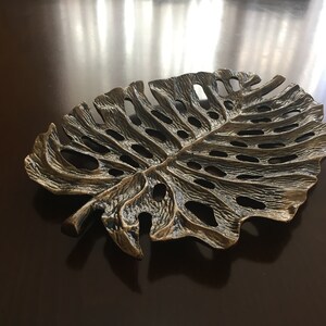 Metal/Wood Leaf Table Decor