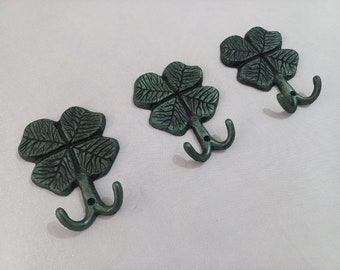 Three trefoil cast metal Hooks Clover wall decor Four-Leaf Clover home decoration 3 trefoils Set of Three Metal Coat Hook Wall Hangings