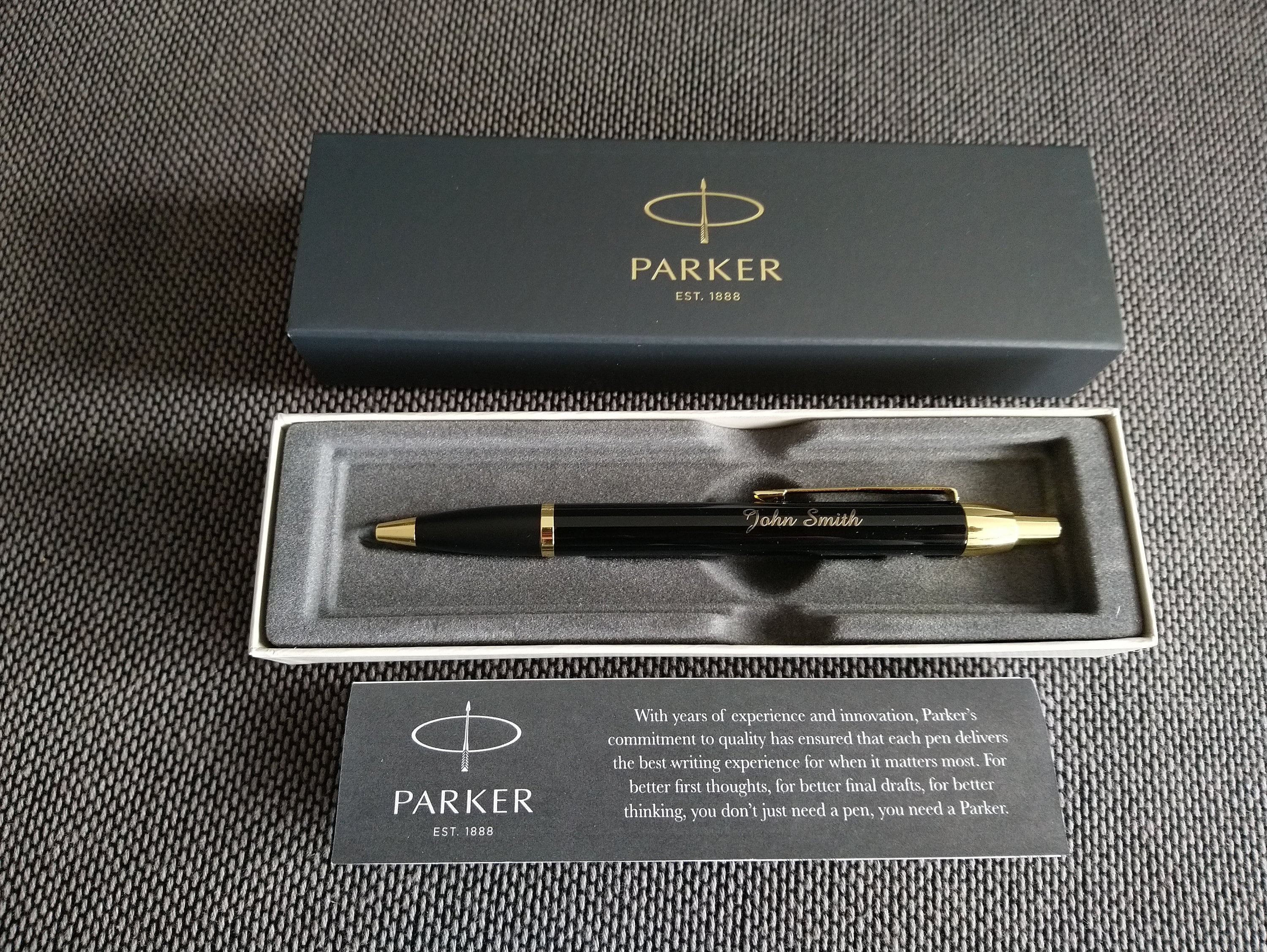 Parker Classic Kugelschreiber – Matt Schwarz Mit Goldakzent & Blauer Mine