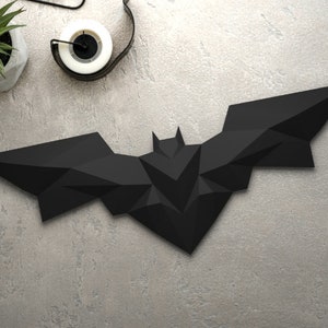 Bat Papercraft, bat low poly, papercraft, papercraft 3d, PDF, gift, low poly papercraft, papercraft pdf, diy papercraft. 3d pdf, batarang