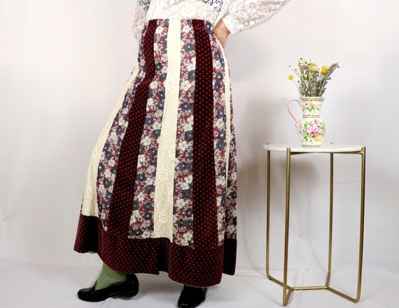 1970's Quilted Skirt/1970's Patchwork Skirt/1970's