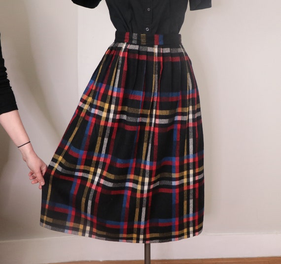 1980's Mid-Calf Skirt/ Vintage Wool Skirt in Prim… - image 3