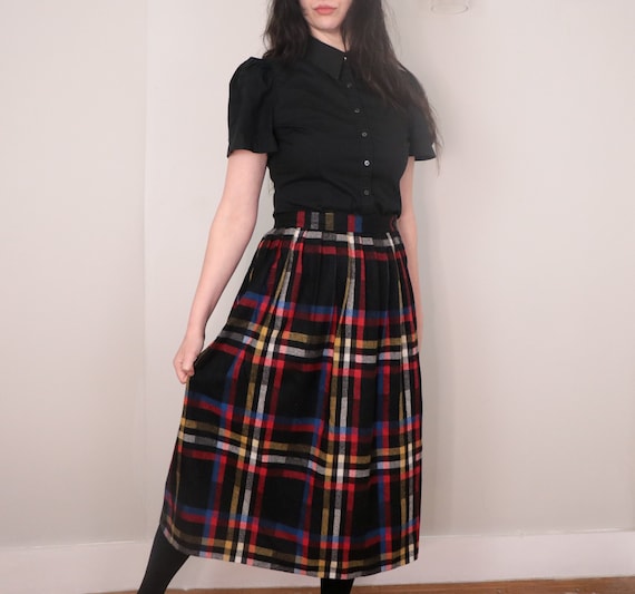 1980's Mid-Calf Skirt/ Vintage Wool Skirt in Prim… - image 1