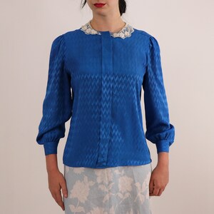 1980s Blouse/ Eighties Blouse/ Blouse with Lace Collar/ Vintage Lace/ Blue Shirt/ Prairie Blouse/ Size Medium image 8