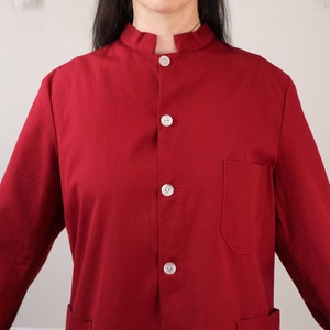 SALE 1980s Ultra Minimalist Linen Shirt/ Men's Vintage Red Cotton Shirt/ Unisex Nehru Collar/ Crisp Shirt with Pockets/ Men's Size Medium image 6