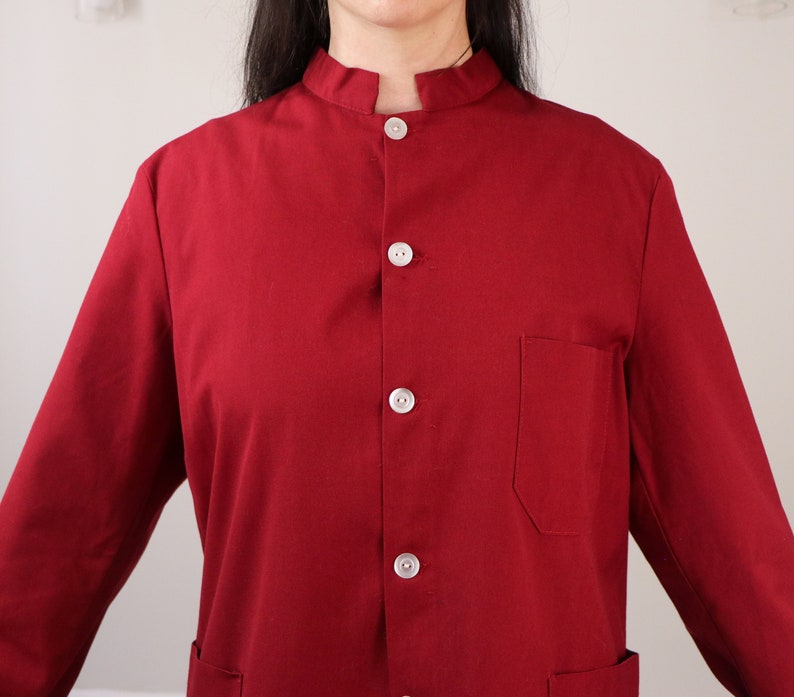 SALE 1980s Ultra Minimalist Linen Shirt/ Men's Vintage Red Cotton Shirt/ Unisex Nehru Collar/ Crisp Shirt with Pockets/ Men's Size Medium image 6