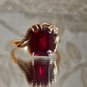 REDUCED TO CLEAR / Art Nouveau Jugendstil 9ct Gold Stylised Hand And Flower Ruby Ring, Unusual, Rare image 4
