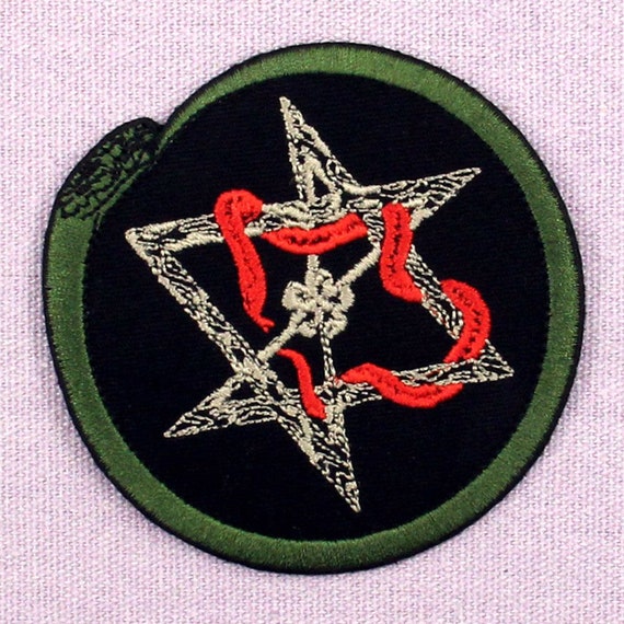 Titty Twister Sign Patch 3.5 Inch Embroidered Iron//Sew on Badge from Dusk Till Dawn Souvenir Applique