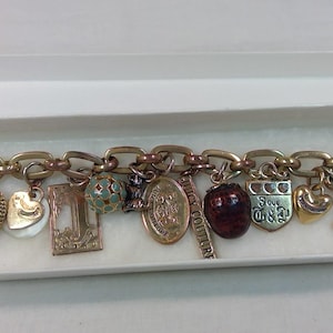 Juicy Couture Fixed Charm Bracelet Gold Tone 2002