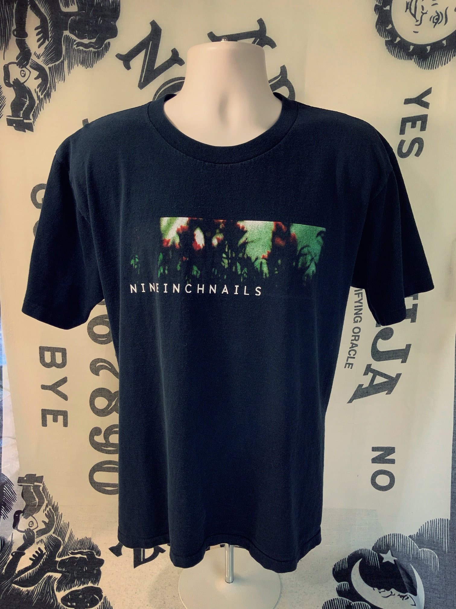 入手困難』Nine Inch Nails The Fragile Tシャツ-